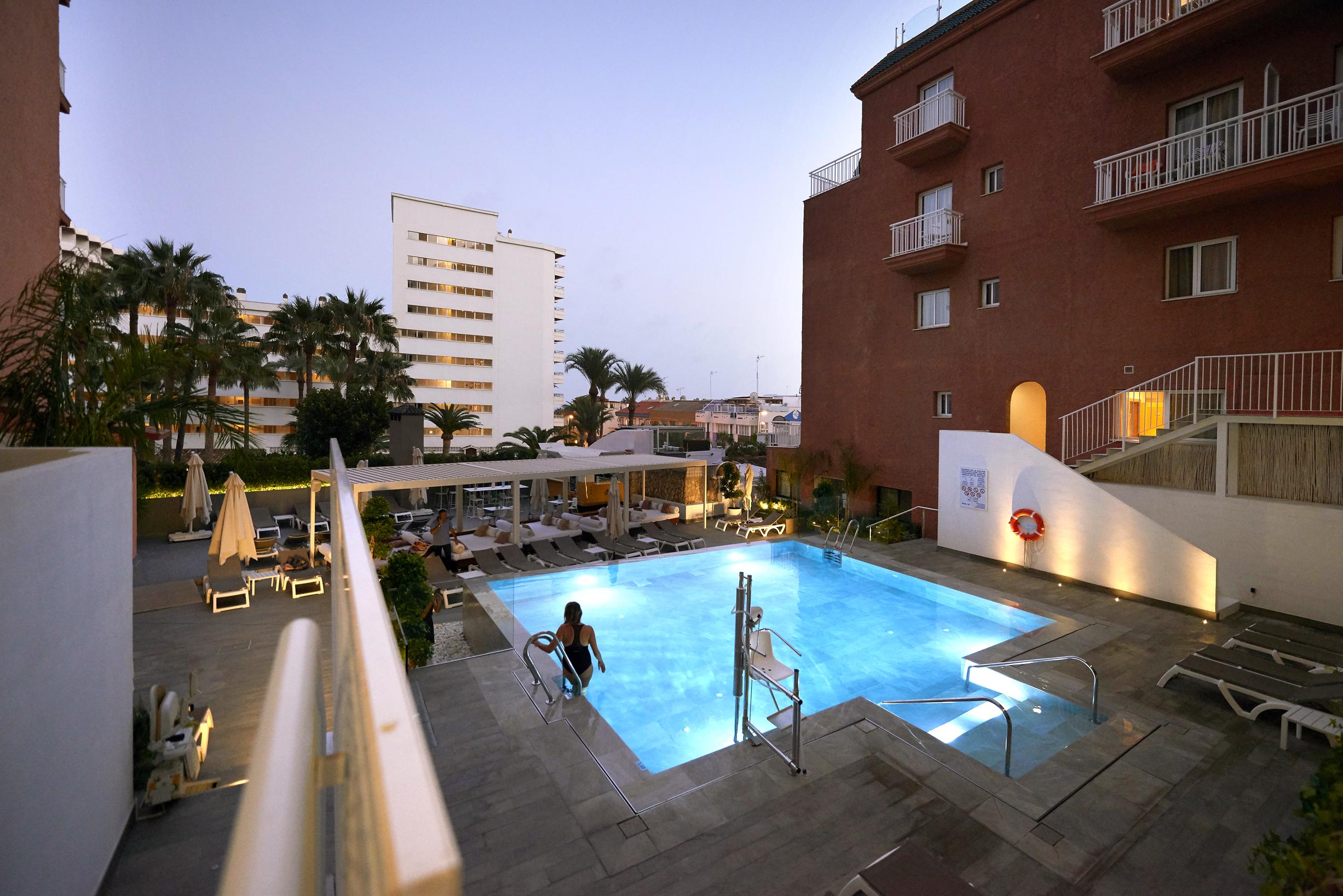 Fenix Torremolinos - Adults Only Recommended Hotel Luaran gambar